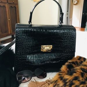 Kate Spade Knightsbridge Doris black leather purse